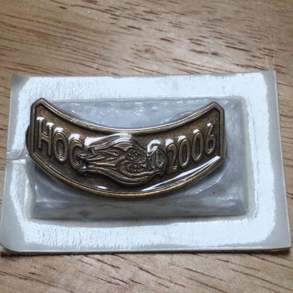 Harley Davidson 2006 HOG pin and patch - Picture 2 of 3